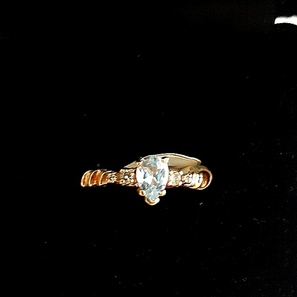 10K YELLOW GOLD BLUE TOPAZ/ DIAMOND ACCENTS RING SIZE 6 - Picture 1 of 5